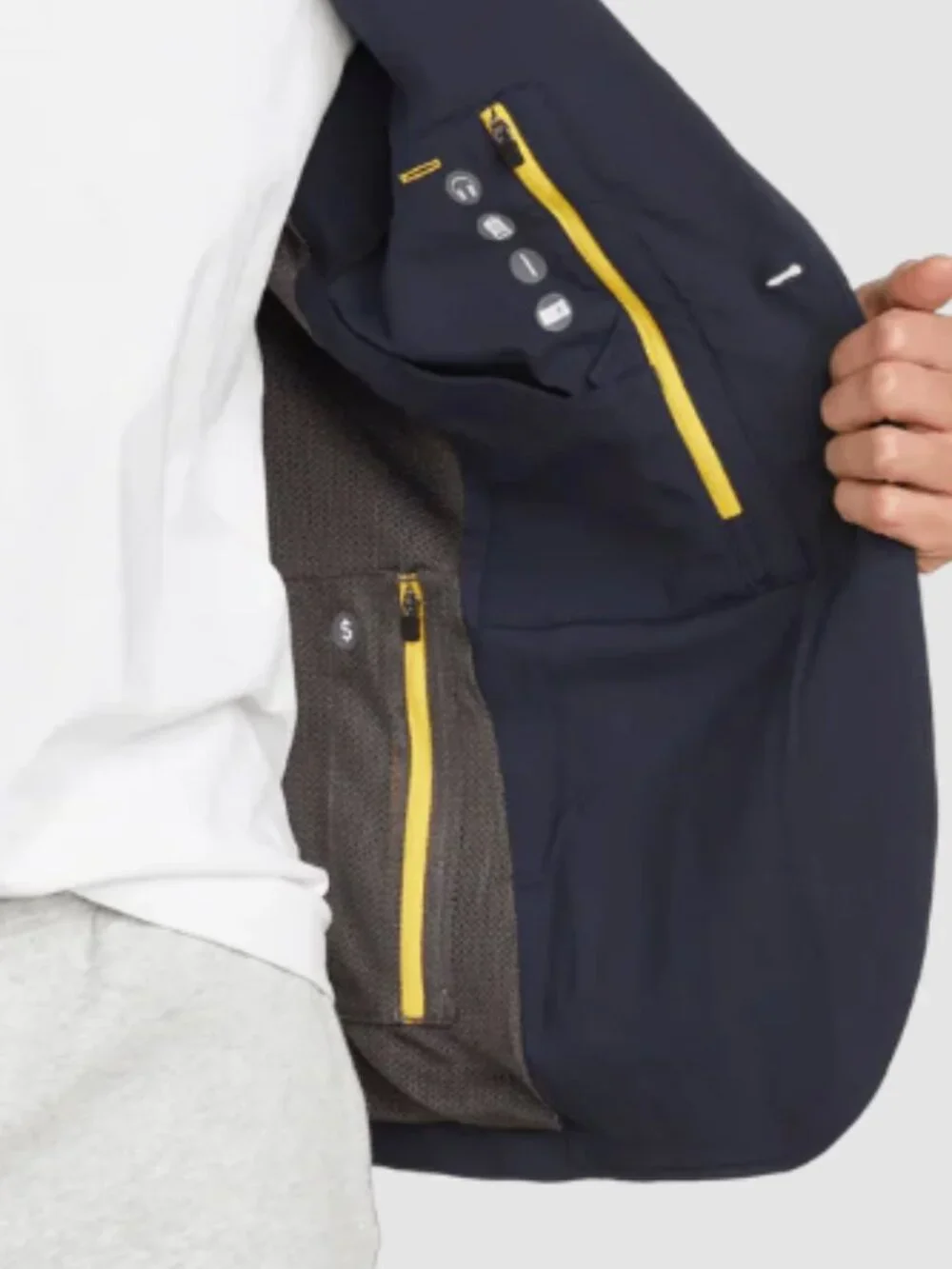 Eddie Bauer Ultimate Voyager Travel Blazer